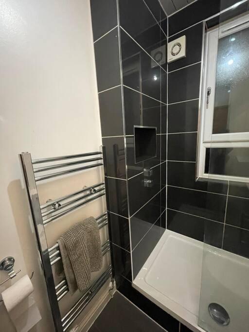 Lovely Three Bedroom Upper Ferienhaus *