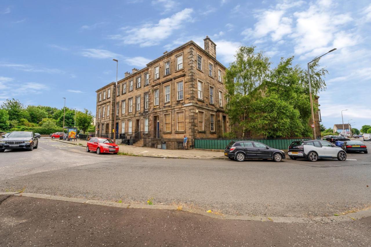 Cozy With Character Large 2 Bedroom Main Door With Garden * Edinburgh