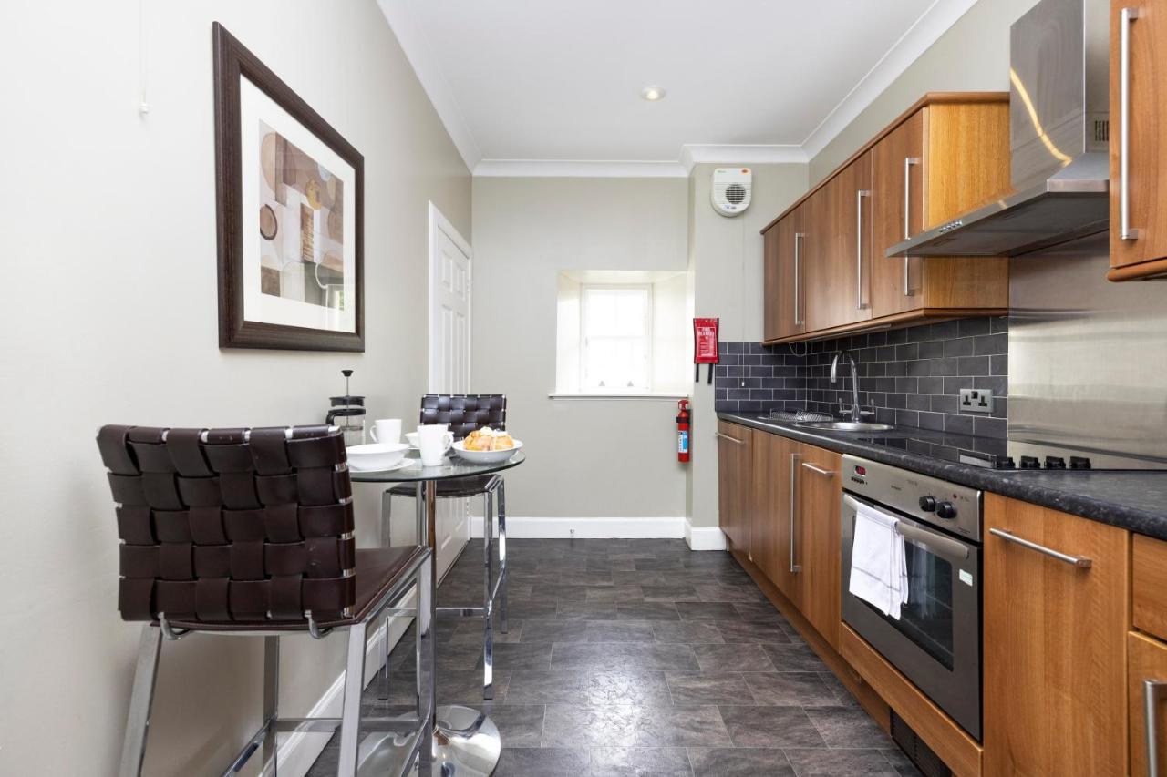 Apartment Altido West Nicolson Street Edinburgh