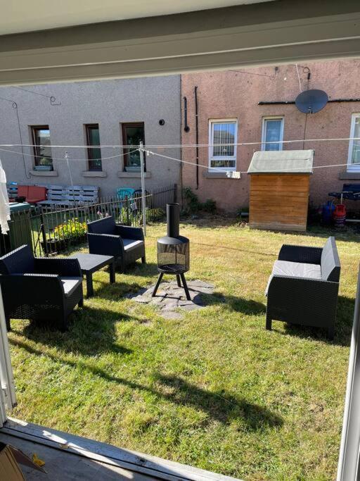Ferienhaus Lovely Three Bedroom Upper EDI
