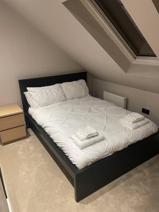 Lovely Three Bedroom Upper