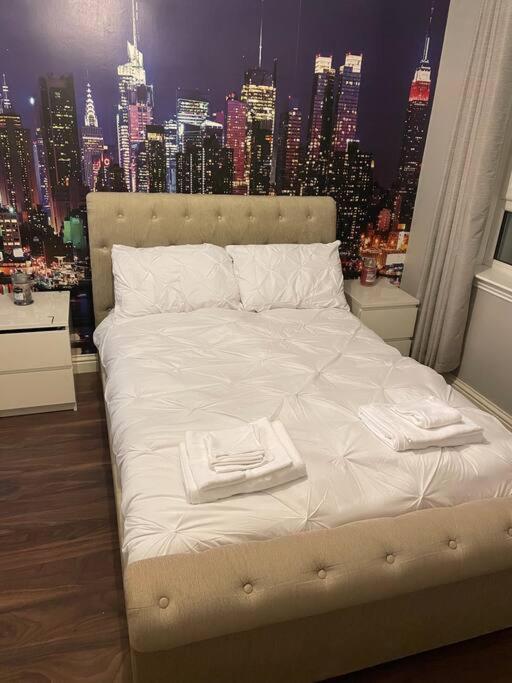 Lovely Three Bedroom Upper EDI