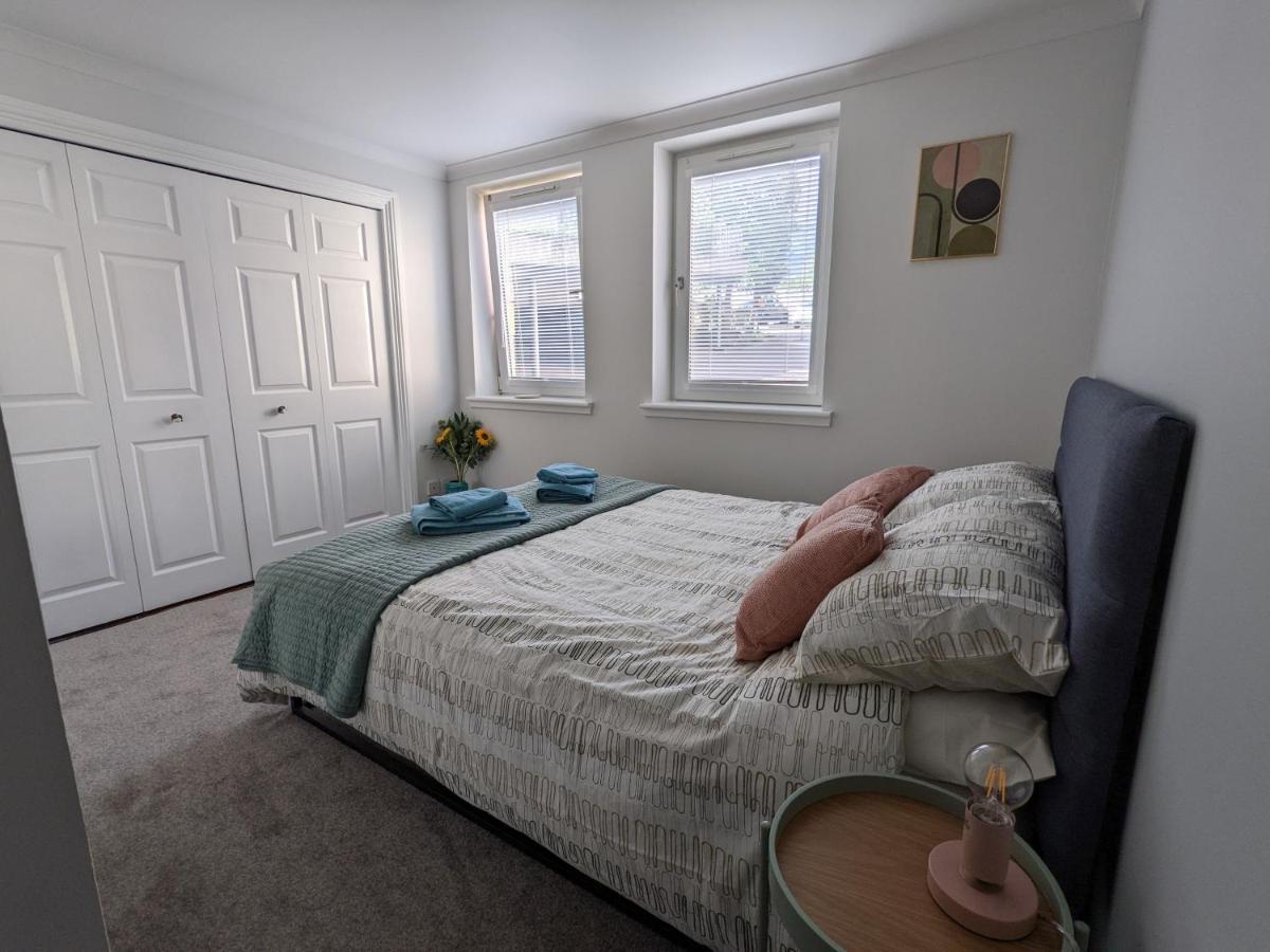 Royal Park Apartment
