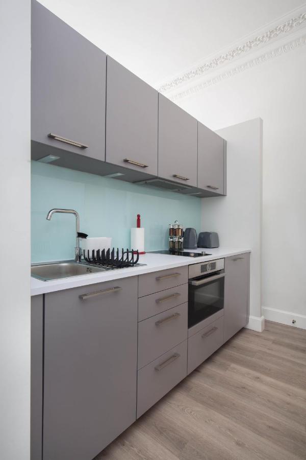 Modern In Prime Location Edinburgh