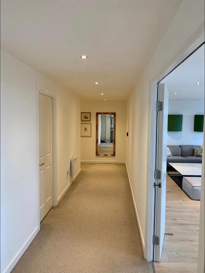 Beautiful Modern Sea-side In The Apartment Edinburgh