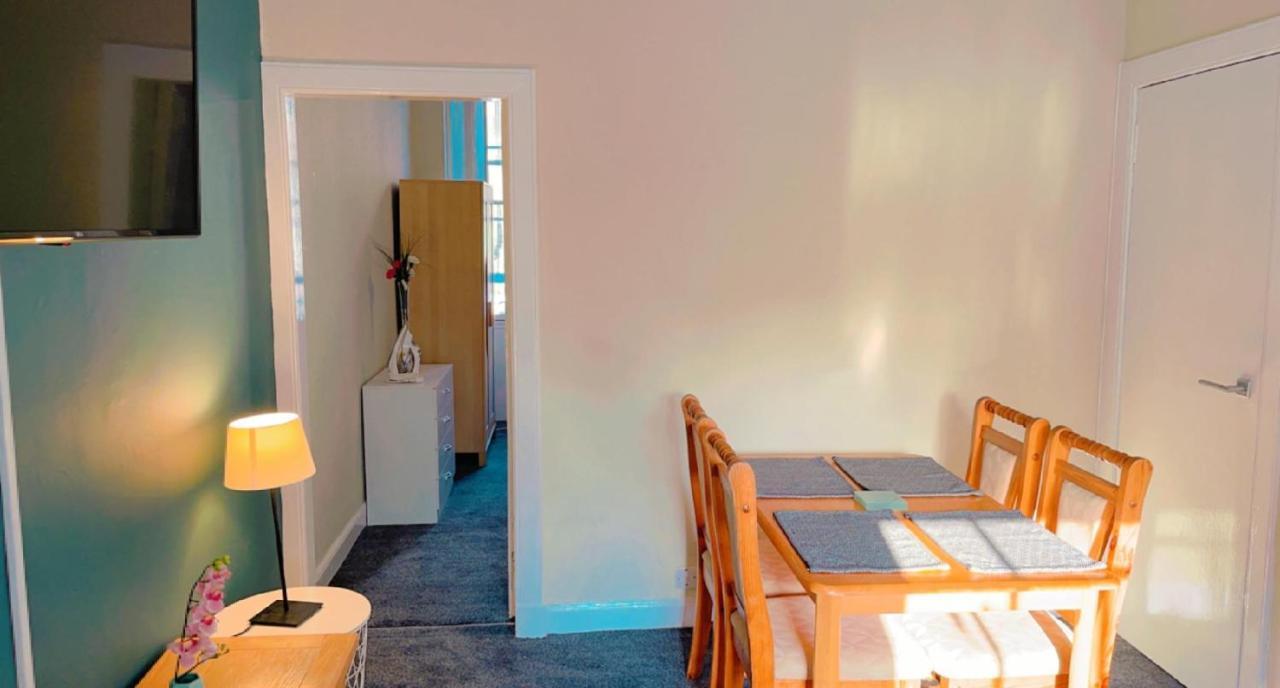 Leven Apartment
