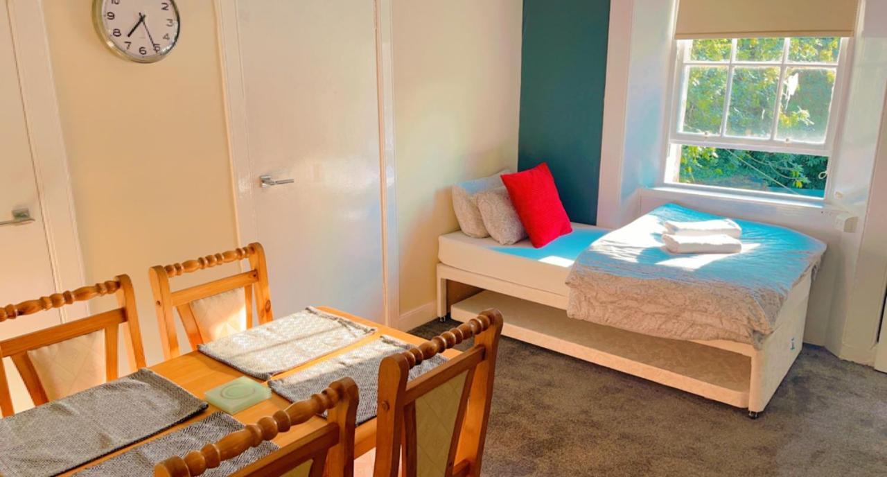Leven Apartment Edinburgh