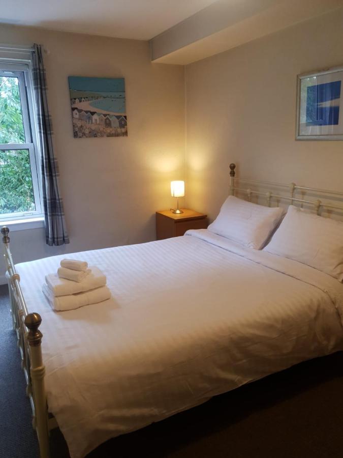 Apartment 3 Bedrooms Flat In Central Old Town , Grassmarket Heart Of Flat Sleeps 6 , Eh1 EDI