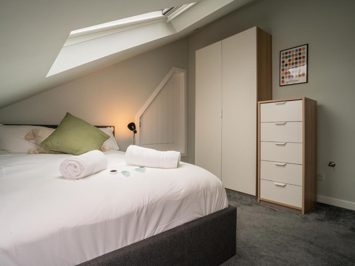 Apartment Pass The Keys Stunning 3 Bed Loft Style With Free Parking Edinburgh