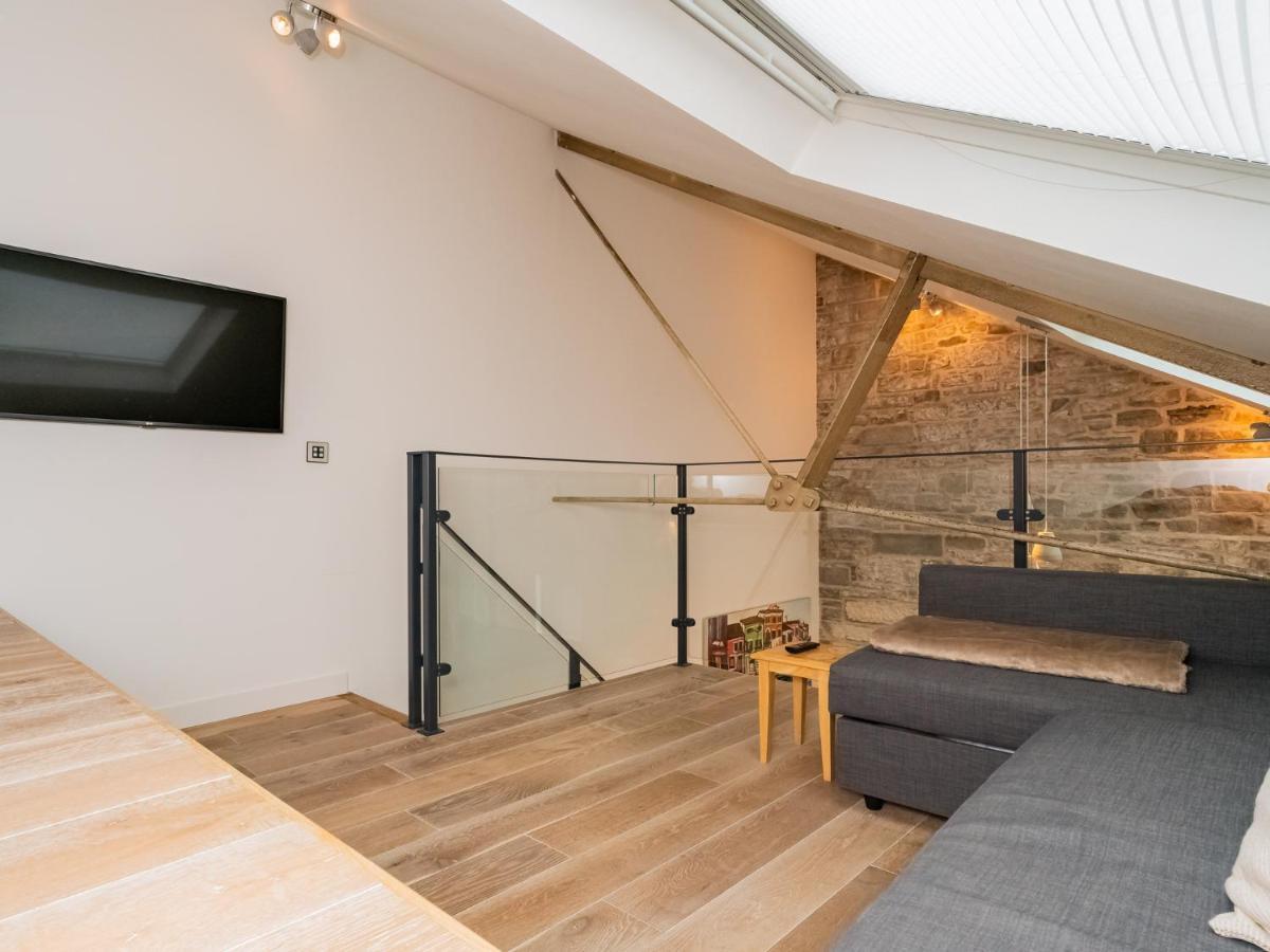 Apartment Pass The Keys Stunning 3 Bed Loft Style With Free Parking