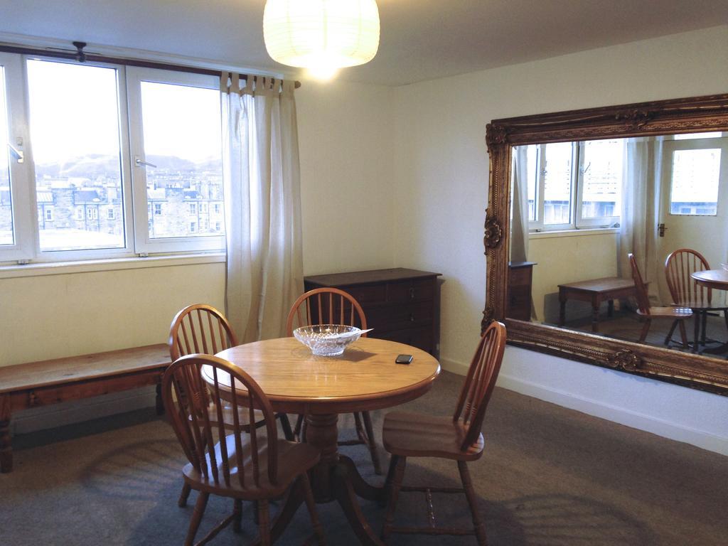 Apartment Claremont Court *