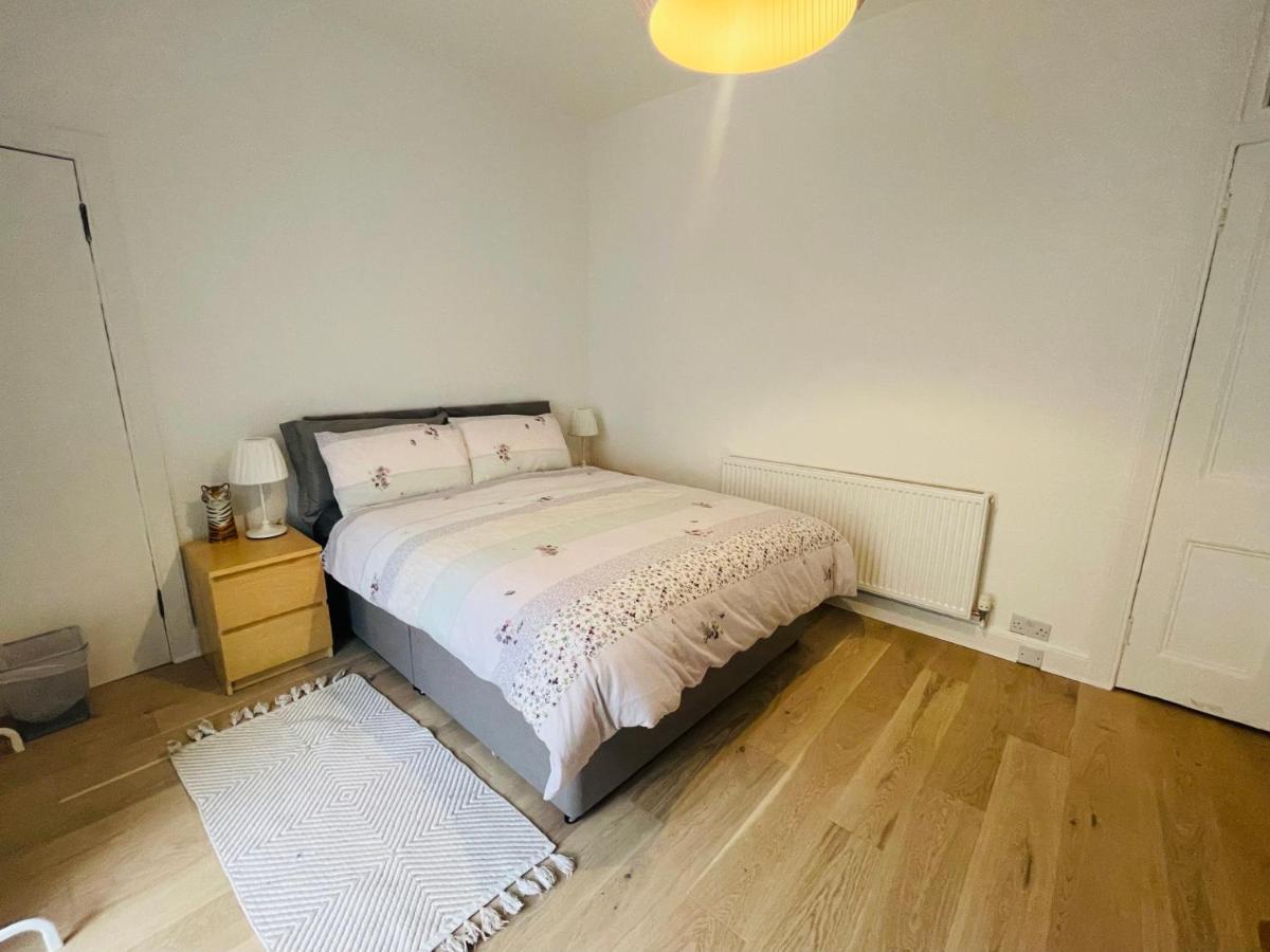 Apartment Ground Floor 1 Bedroom Flat In The Centre *