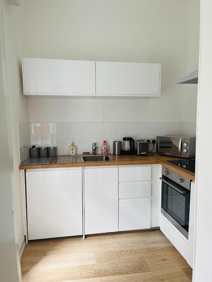 Apartment Ground Floor 1 Bedroom Flat In The Centre *