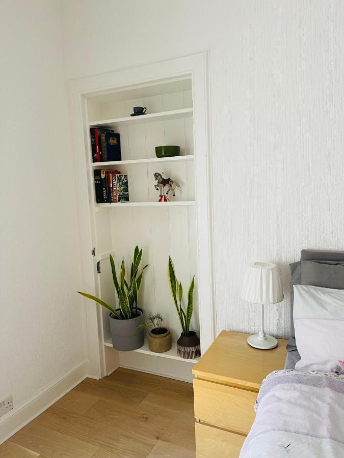 Ground Floor 1 Bedroom Flat In The Centre * EDI