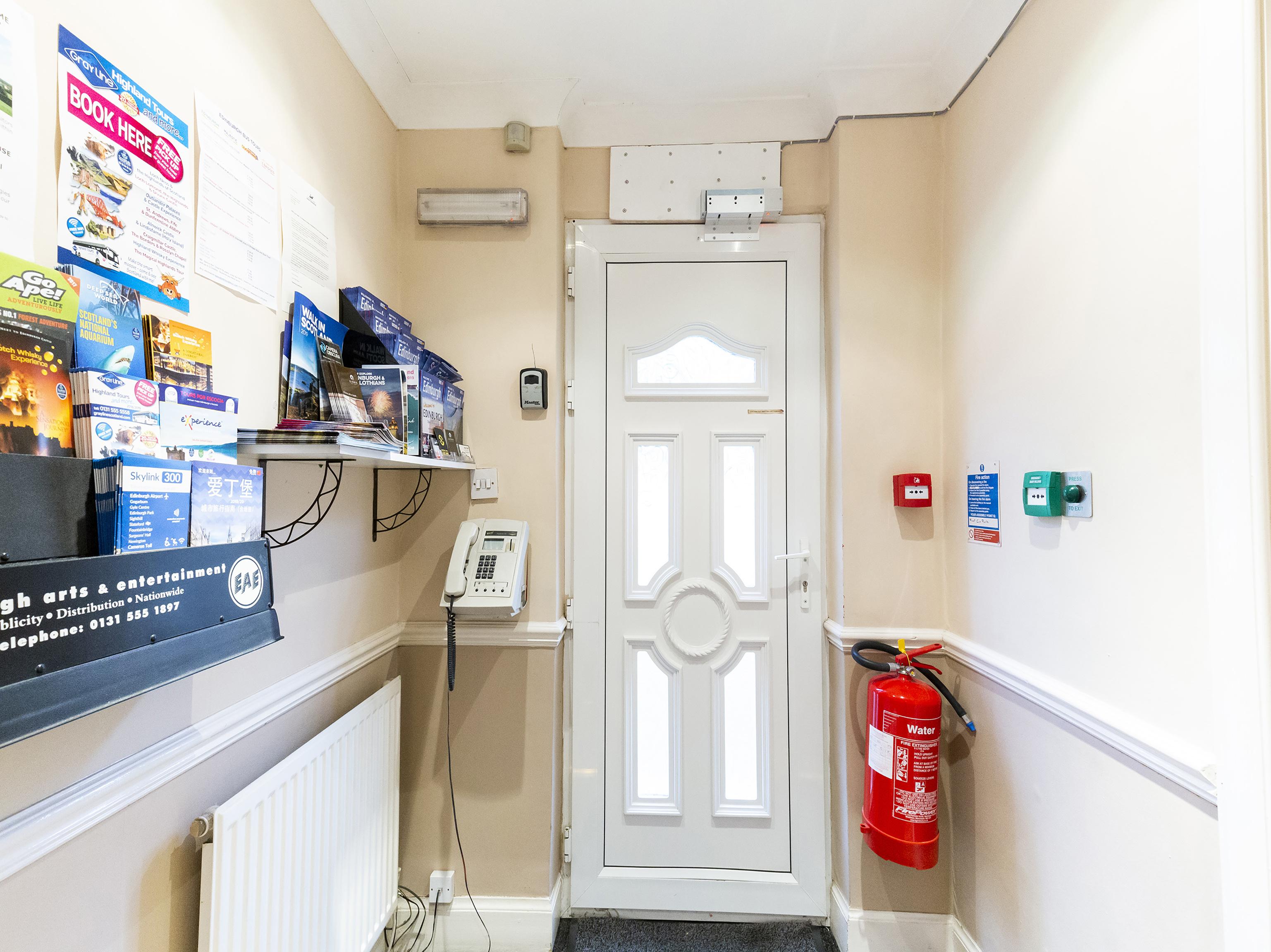 Arden Guest House, Craigmillar Castle Edinburgh