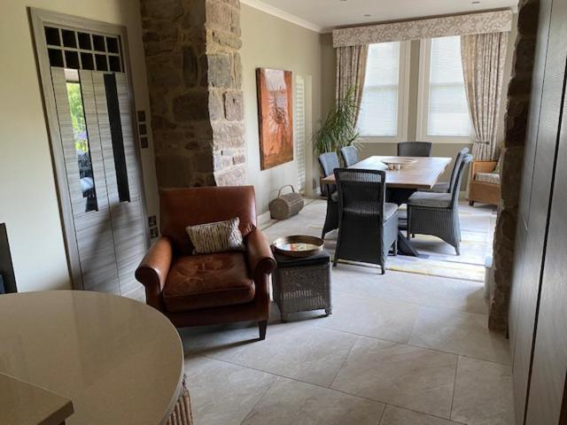 Braid Rd Stunning Apartment EDI
