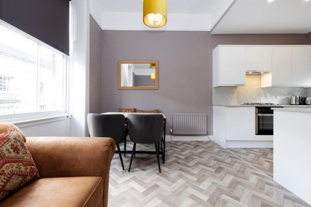 Joivy Homely By St Giles With Desk *