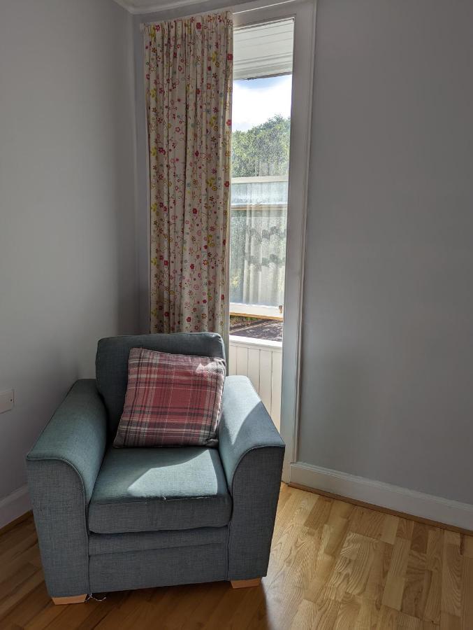 Cozy 2 Double Bedroom Flat In The Heart Of Leith * Edinburgh