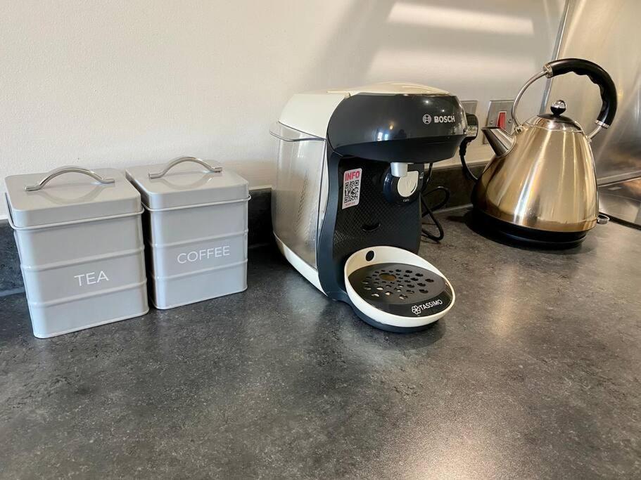 Modern With Private Terrace Apartment Edinburgh