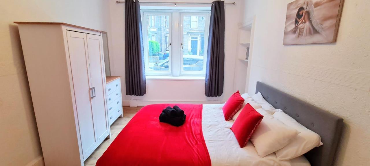 Luxury Five Bedroom Deluxe Duplex I Centre I Fully Equipped I Fountainpark * EDI