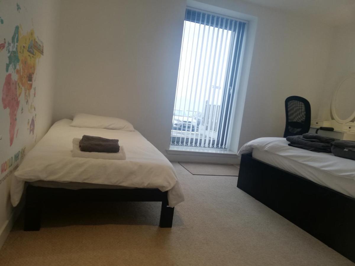 Apartment Stunning Waterfront Western Harbour Edinburgh