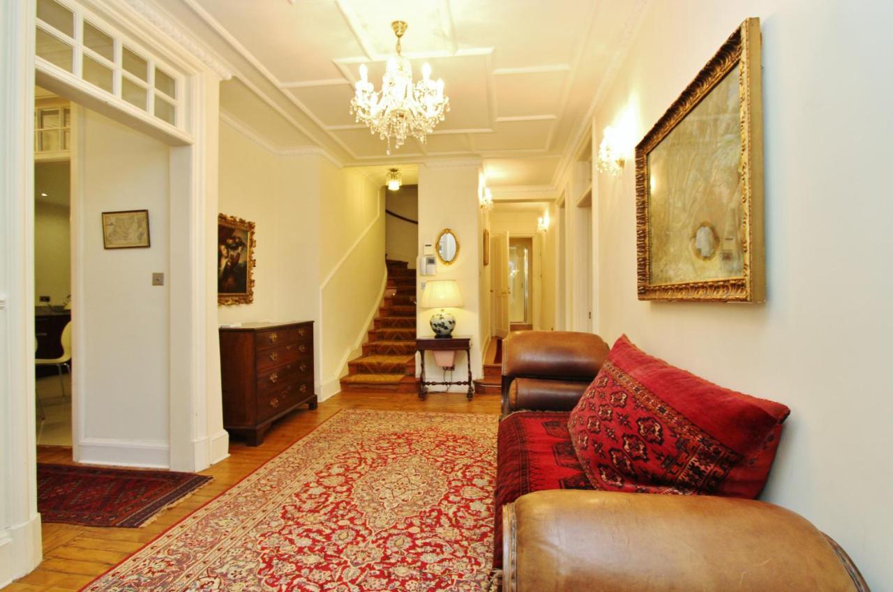 Ramsay Garden - Spacious 3-bedroom Next To Castle Apartment *