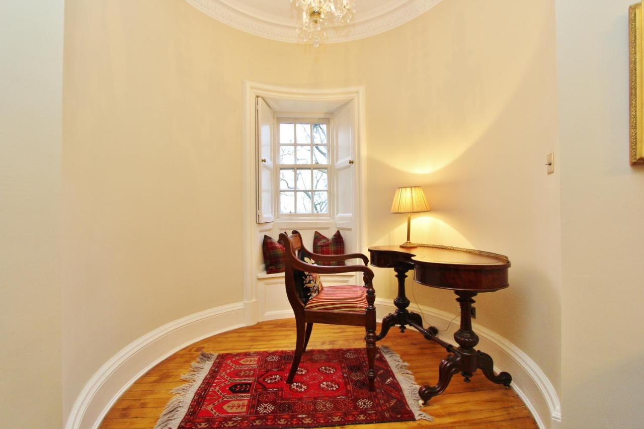 Apartment Ramsay Garden - Spacious 3-bedroom Next To Castle *