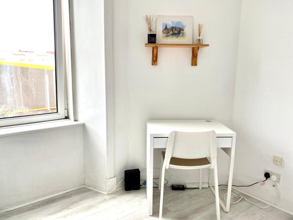 Apartment Cozy 1 Bedroom Tenement Flat