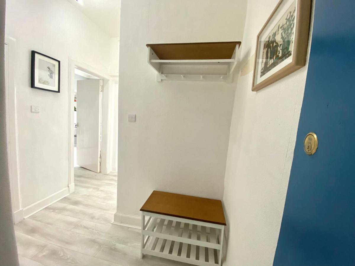 Cozy 1 Bedroom Tenement Flat Apartment *