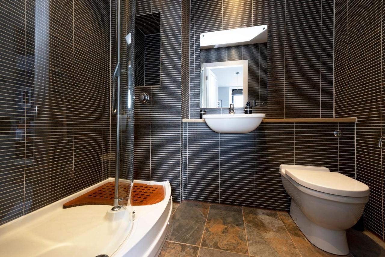 Apartment Joivy Stylish Flat In New Town *