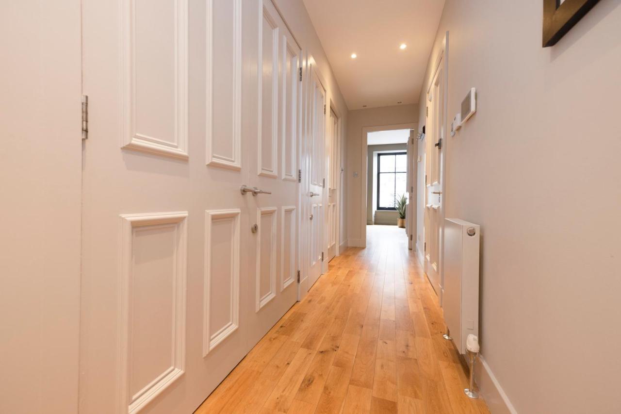 Apartment Joivy Stylish Flat In New Town *