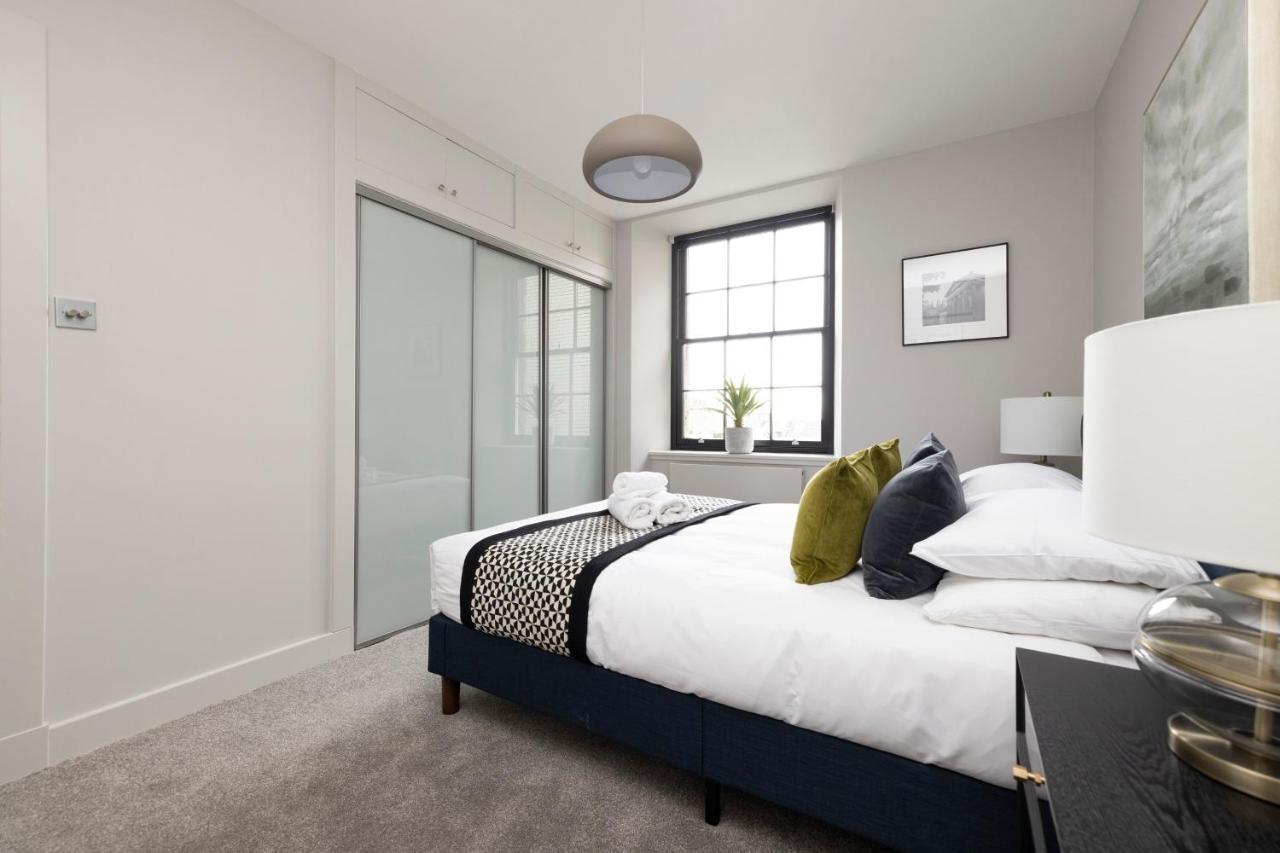 Apartment Joivy Stylish Flat In New Town