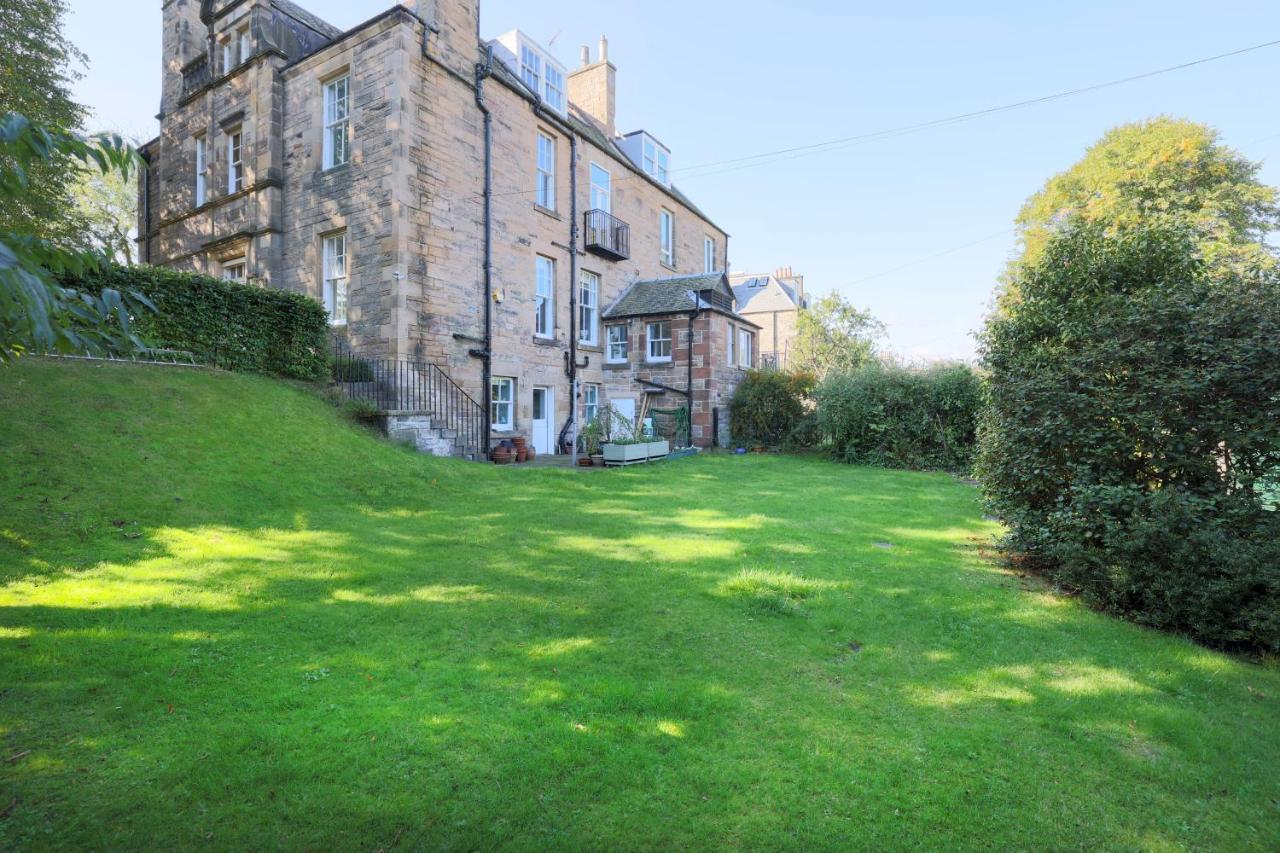 Joivy Delightful Flat With Parking Apartment EDI