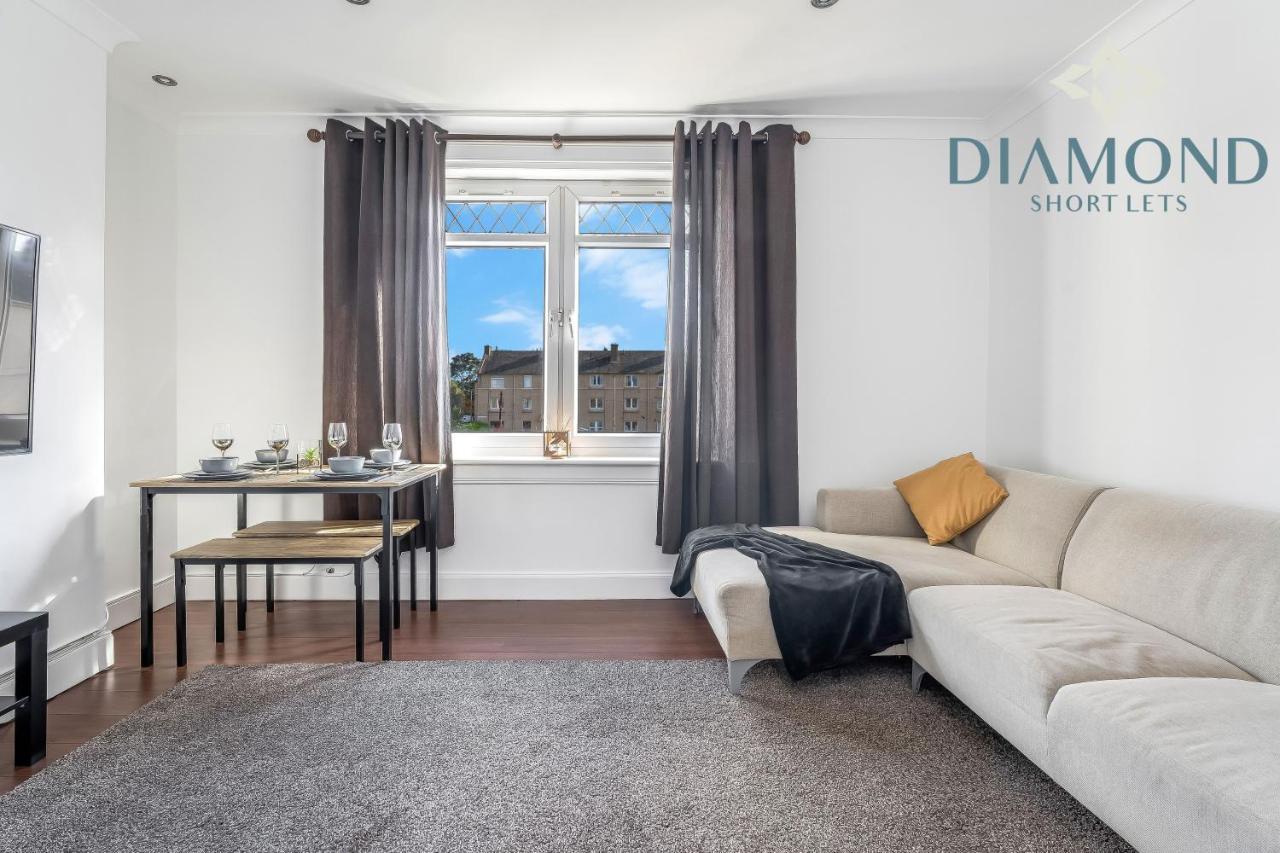 Cosy 2 Bed West End *