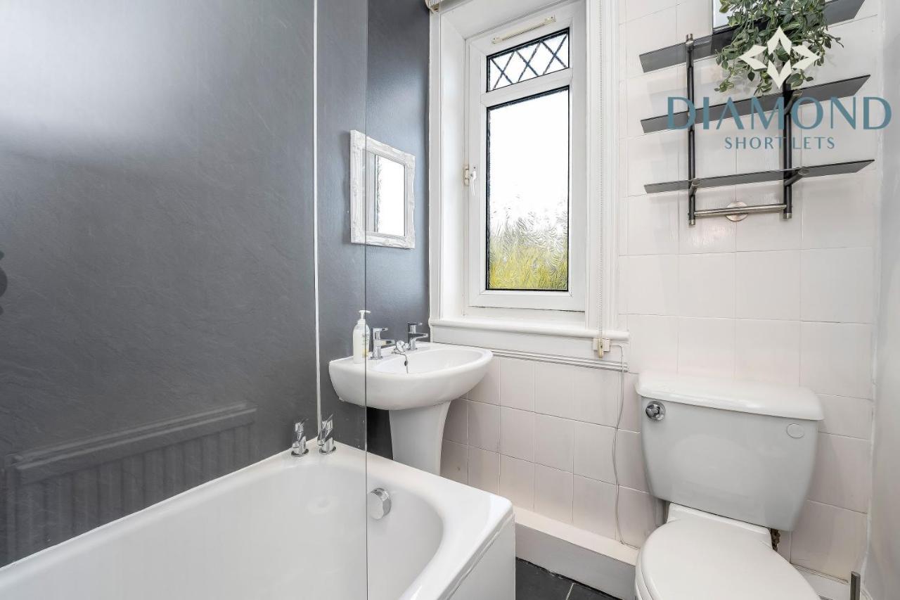 Cosy 2 Bed West End