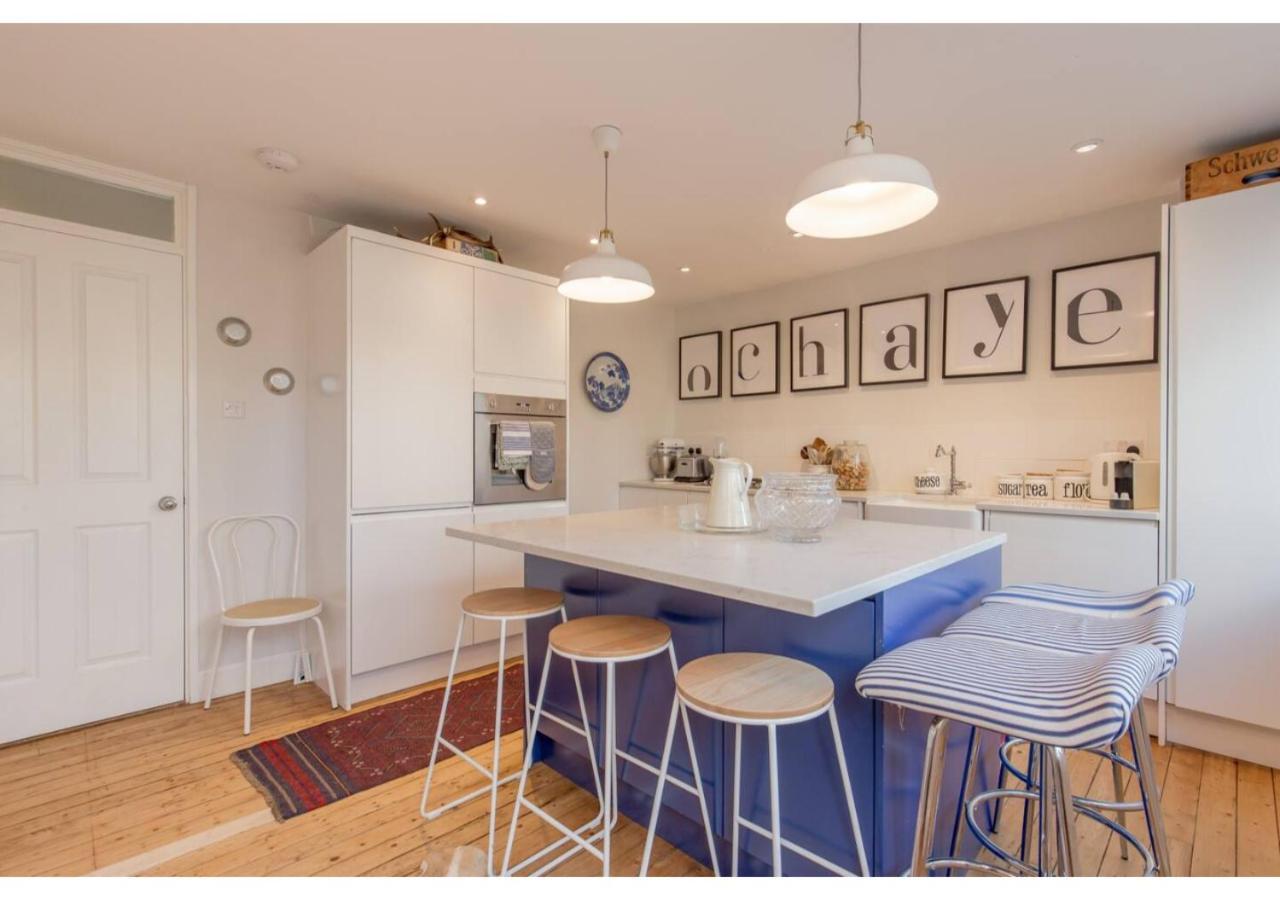 Altido Stylish Townhouse In Cool Stockbridge * Edinburgh