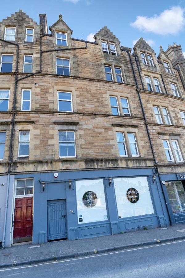 2 Bedroom Centre - Royal Mile - Castle & Waverley Train Station - Sleeps 4 Edinburgh