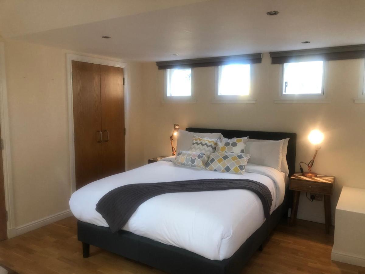 Private Parking 2 Bed 2 Bath * Edinburgh