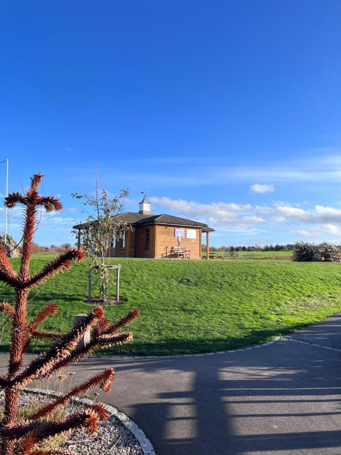 Campsite Lovely 3 Bedroom In Seton Wi-fi Xbox Edinburgh