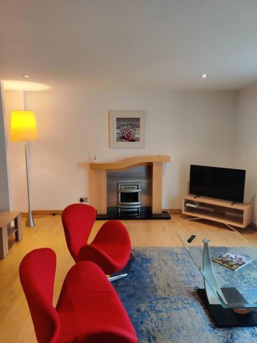 West End & Eicc With Parking Apartment Edinburgh