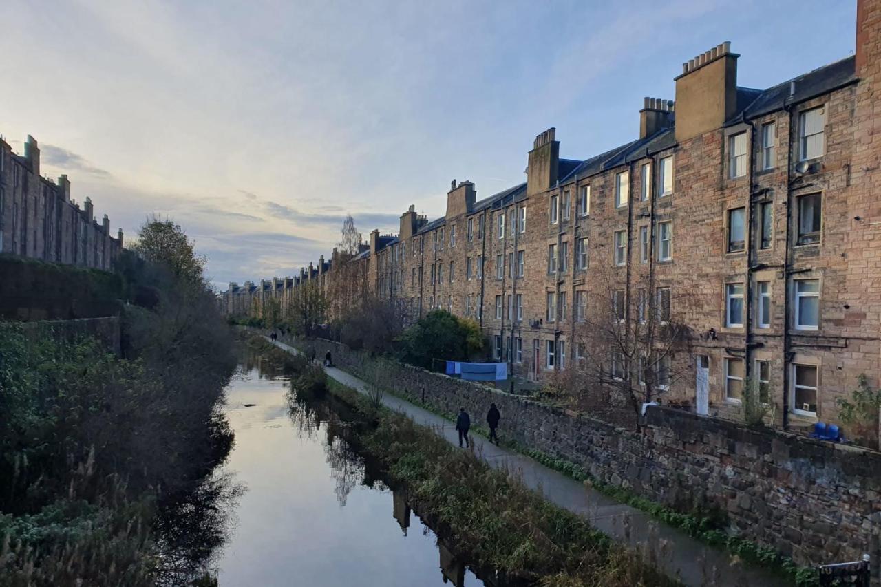 Cosy 1 Bedroom Flat With View Of Union Canal Apartment