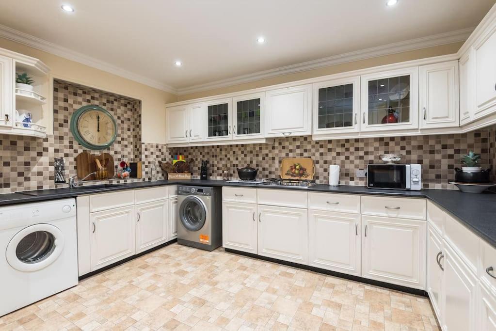 Abercorn Semi-detached House Edinburgh