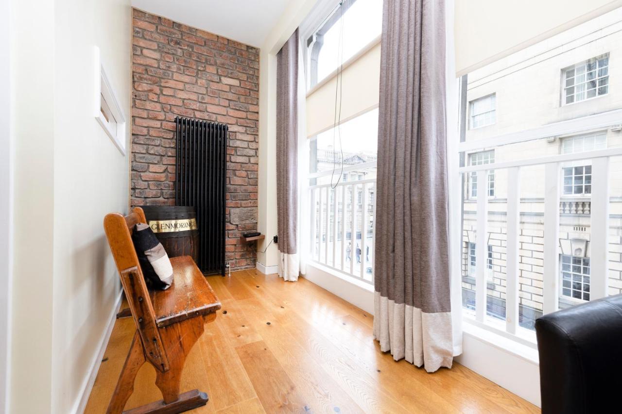 Joivy Stunning Flat Near St Giles Cathedral