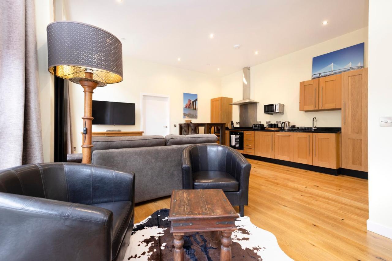 Joivy Stunning Flat Near St Giles Cathedral Edinburgh