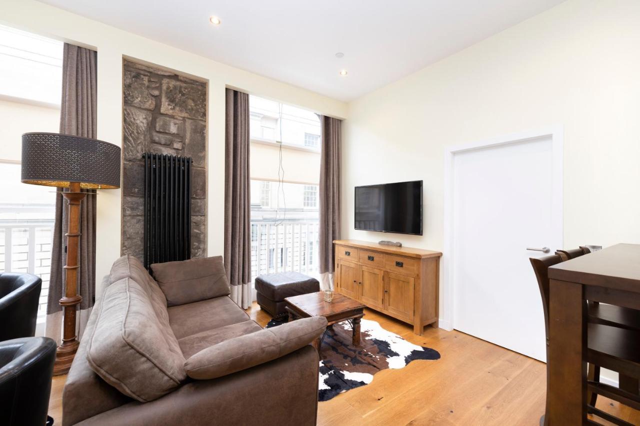 Joivy Stunning Flat Near St Giles Cathedral