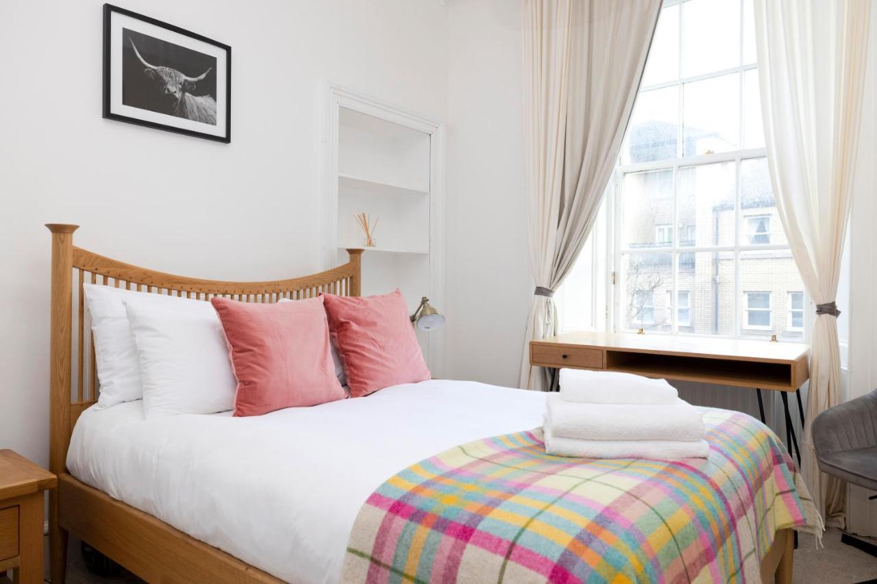 Apartment Joivy Bright And Modern Flat With Desk EDI