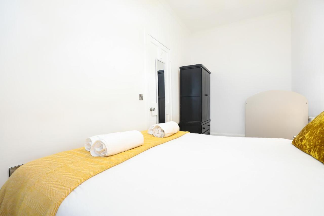 Gorgeous In Excellent Location - - Five Star Amenities Gasthof *