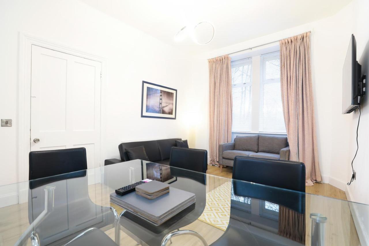 Gorgeous In Excellent Location - - Five Star Amenities EDI