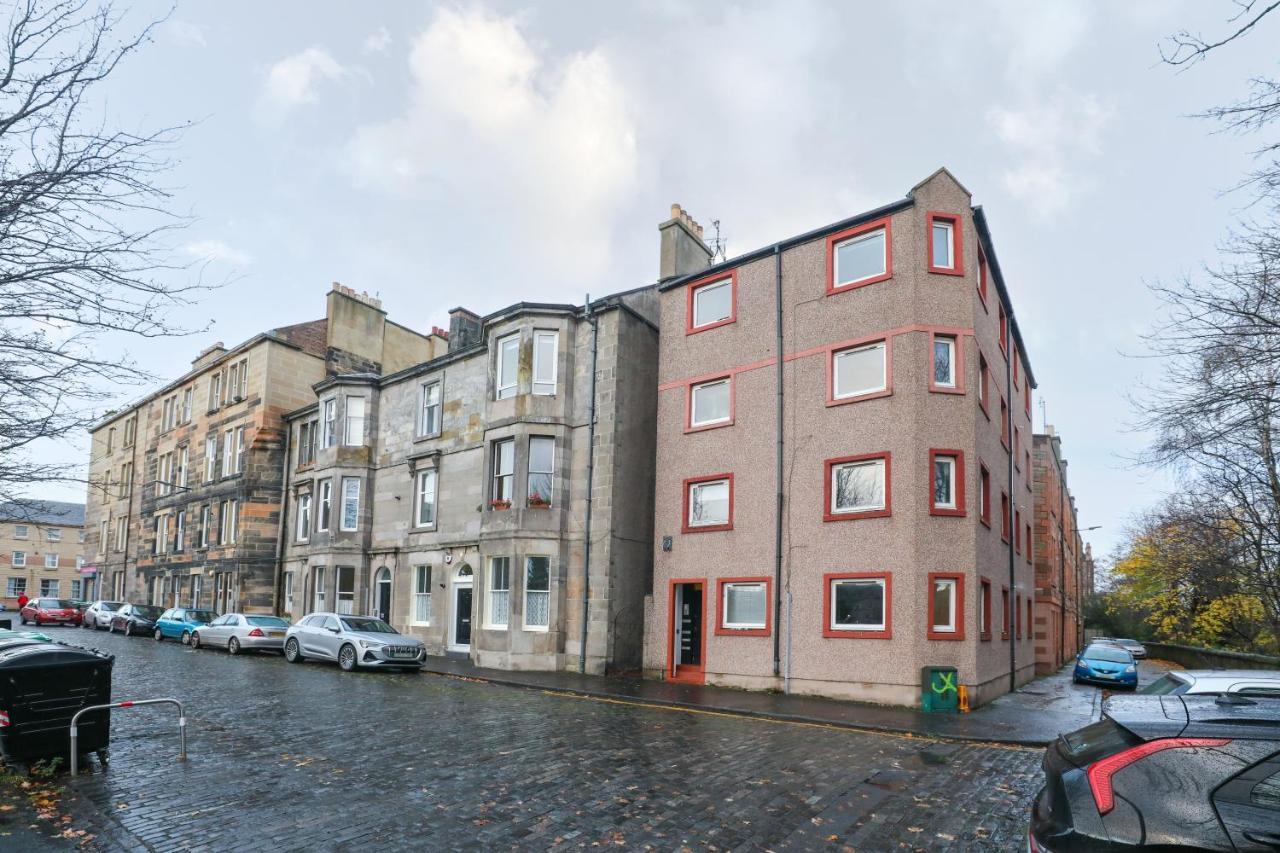 Gorgeous In Excellent Location - - Five Star Amenities * EDI