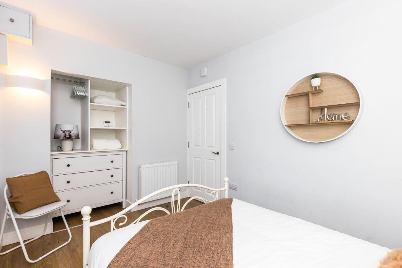Luxury Modern 3 Bedroom In Centre